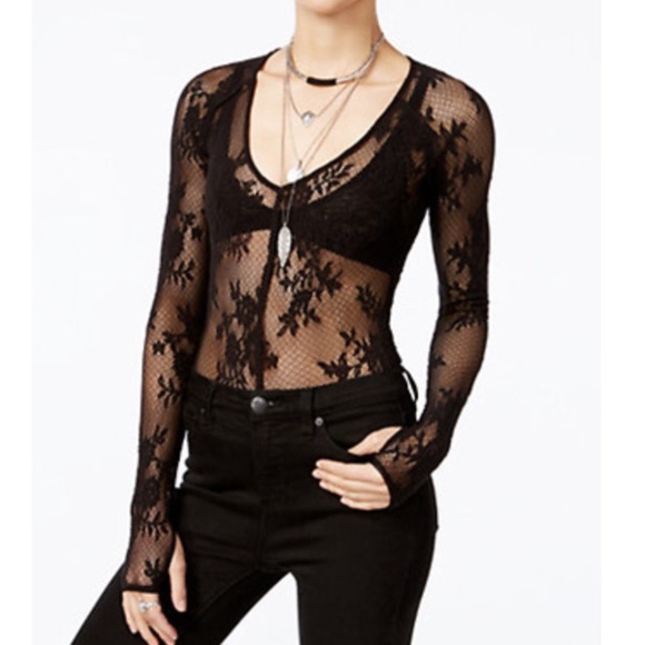 Free People Tops - Free People Gothic Floral Lace Roses Size M NWT